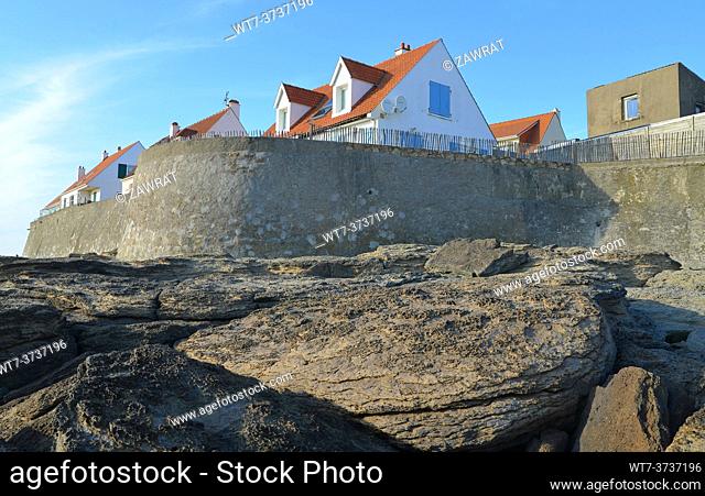 Rocks and houses of Audresselles