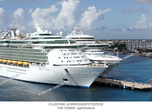 Cruise ship in the Port of Cozumel