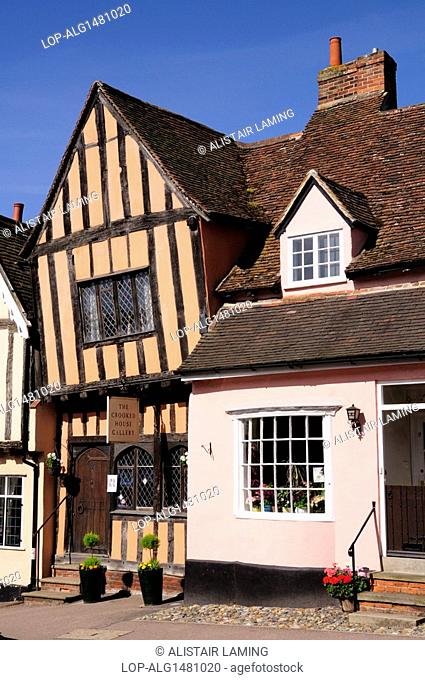 England, Suffolk, Lavenham. The Crooked House Gallery in a medieval building built around 1395 by a wealthy cloth merchant
