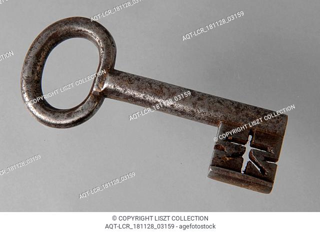 Iron key with oval eye, hollow key handle and cruciform beards in beard, key iron iron, hand forged Key with oval eye (handle) hollow key handle cross-shaped...
