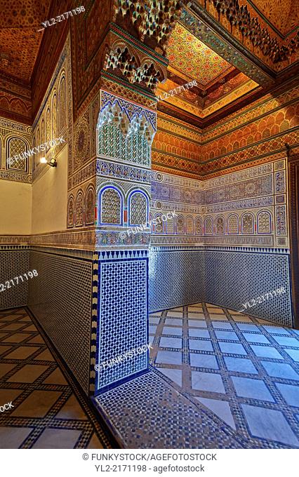 Berber Arabesque decorative honeycomb Muqarnas plaster capitals of Bou Ahmed's Harem. Bahia Palace, Marrakesh, Morroco