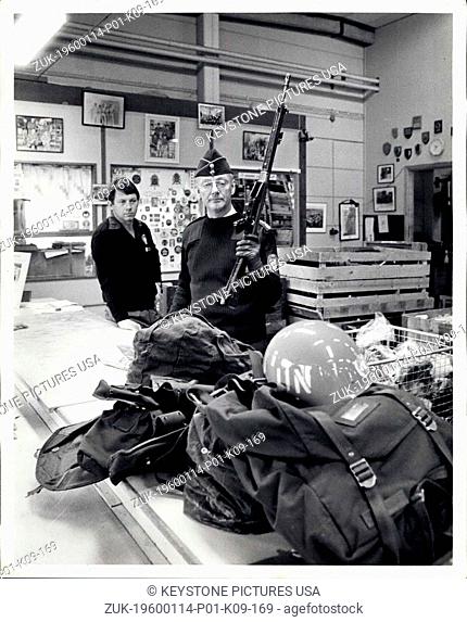 1966 - UN Military gun office pond shop London(Credit Image: © Keystone Pictures USA/ZUMAPRESS.com)
