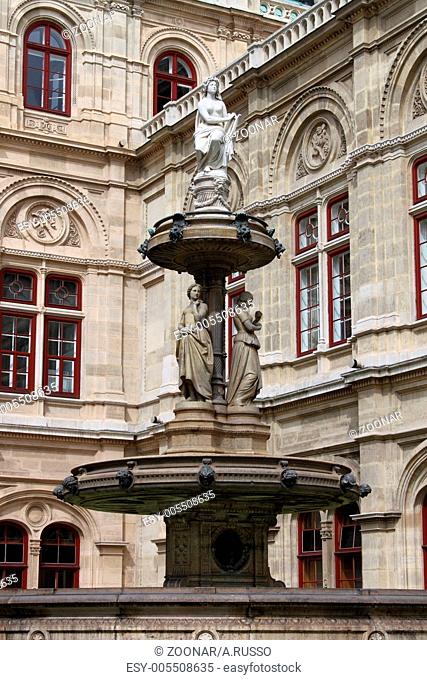 Vienna Opera House fountain
