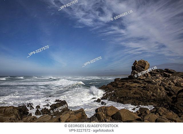 waves and rocky shore, Pointe de La Torche, Atlantic Ocean, Plomeur, Finistere, Bretagne France