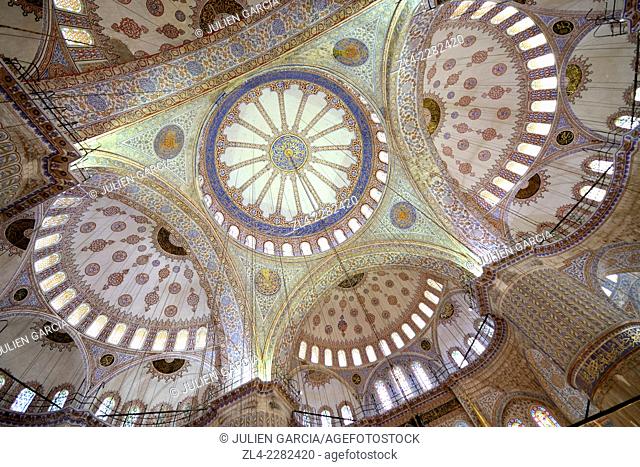 Interior of the Blue Mosque (Sultanahmet Camii). Turkey, Istanbul, Sultanahmet district