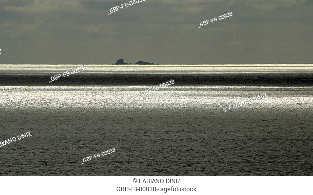 Marine reflexes, Itacolomi Island, Matinhos coastline, Paraná, Brazil