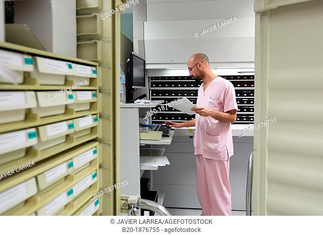 Preparation of drugs, Chaotic storage, Pharmacy, Hospital Donostia, San Sebastian, Gipuzkoa, Basque Country, Spain