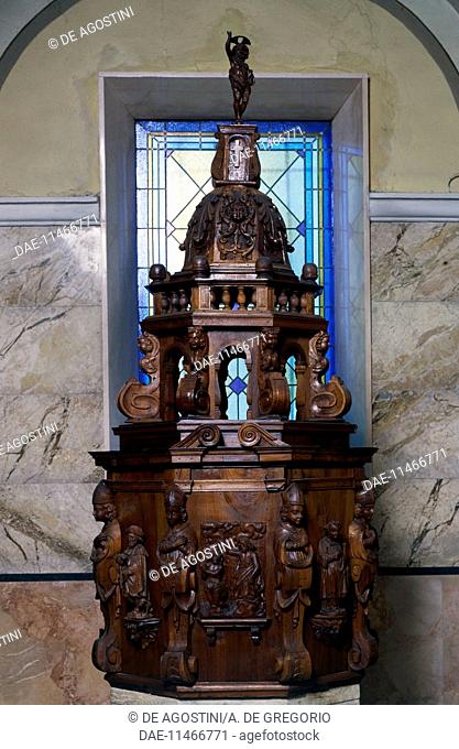 Wooden baptismal font in the parish church of St. Lawrence in Antrona Schieranco. Italy, 16th-17th century