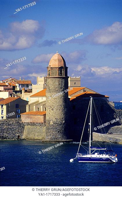 Notre Dame des anges church, Port of Collioure, Eastern Pyrenees, Languedoc-Roussillon, France