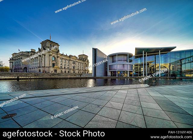 April 11th, 2020, Berlin, the government district on the Spree with the Berlin Reichstag and Paul-Lobe-Haus. The Berlin government district is the area in which...