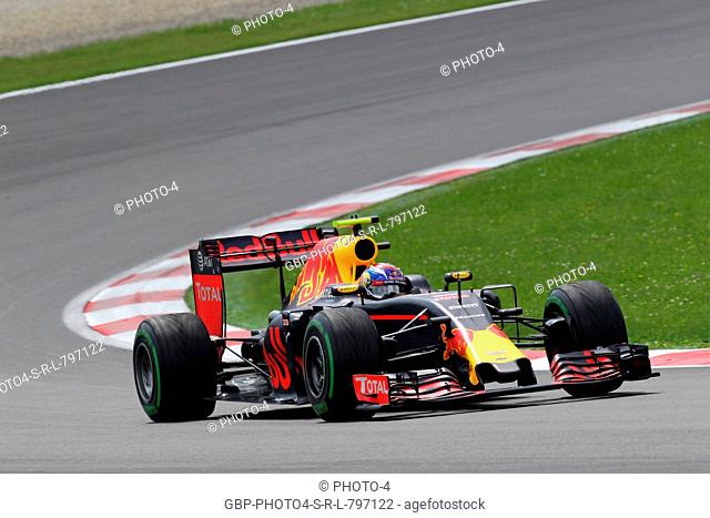 02.07.2016 - Qualifying session, Max Verstappen (NED) Red Bull Racing RB12