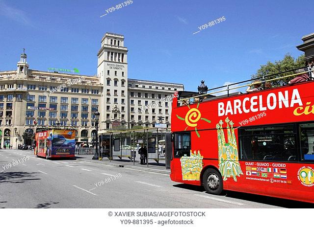 Sightseeing bus in Plaça Catalunya, Barcelona. Catalonia, Spain