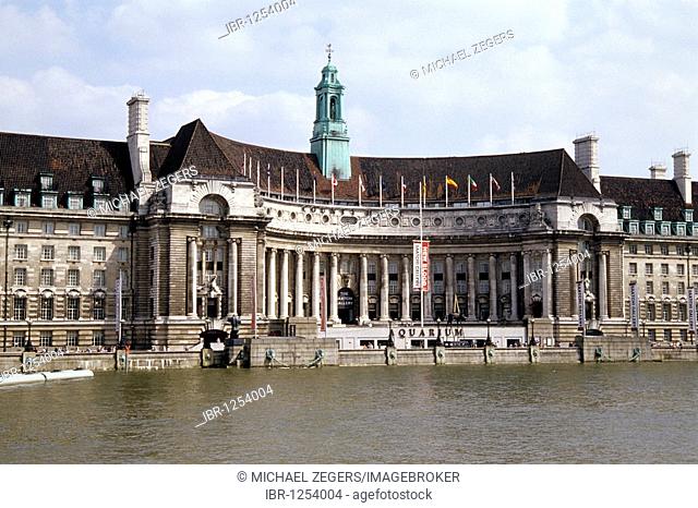 Thames, a view of Old County Hall and London Aquarium, London, England, UK, Europe
