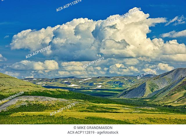 Landscape along the Dempster Highway, Dempster HIghway, Yukon, Canada