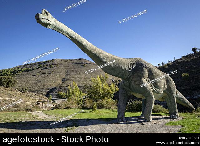 braquiosaurio, reproduccion a tamaño natural, Brachiosaurus altithorax, yacimiento de Valdecevillo, Enciso, La Rioja , Spain, Europe