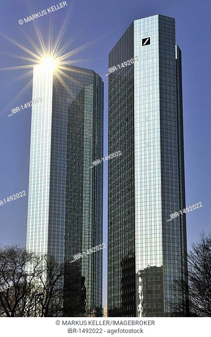The sun reflected in the 155-meter-high Twin Tower skyscraper of the Deutsche Bank, Frankfurt am Main, Hesse, Germany, Europe