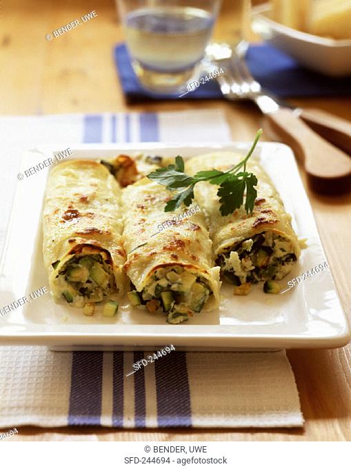 Cannelloni with courgette filling