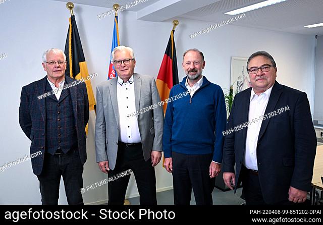 08 April 2021, Baden-Wuerttemberg, Stuttgart: Baden-Württemberg AfD politicians Emil Sänze (from left), Parliamentary Secretary, Bernd Gögel