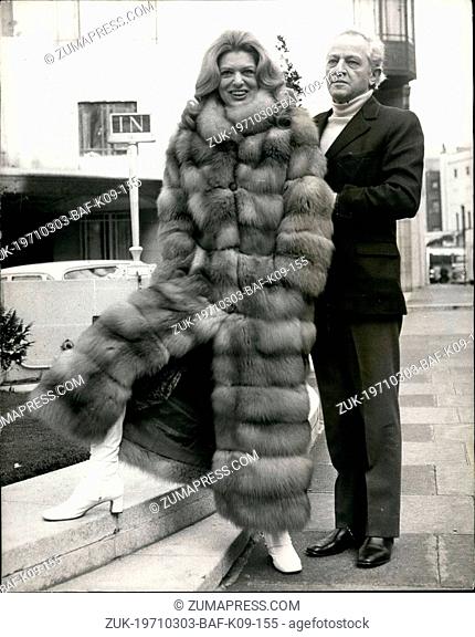 Mar. 03, 1971 - Melina Mercouri in London for film premiere: Greek actress Melina Mercouri, and her husband, Jules Dassin