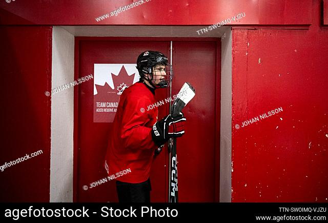 Macklin Celebrini (17) when Canada's team trains in Limhamns Ice Hall in Malmö, Sweden, 18 December 2023 ahead of the JVM (2024 IIHF Junior WC)