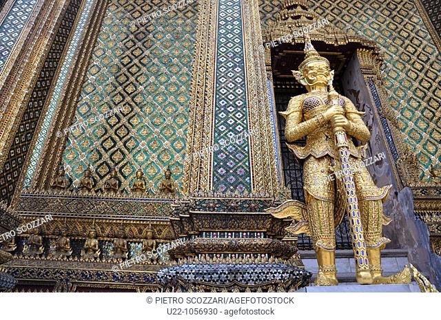 Bangkok (Thailand): a Garuda’s statue at the Wat Phra Kaew
