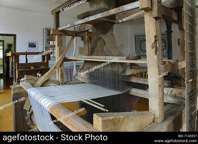 Weaving and local history museum, loom, Laichingen, Baden-Württemberg, Germany, Europe