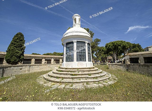 Circular chapel, Lazareto de Mahón, Península de San Felipet, puerto de Mahón, Menorca, balearic islands, Spain