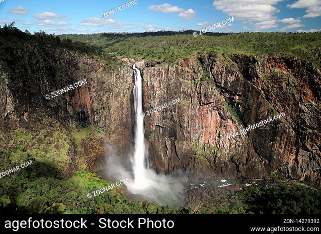 Wallaman Falls, Girringun National Park, Queensland , Australia