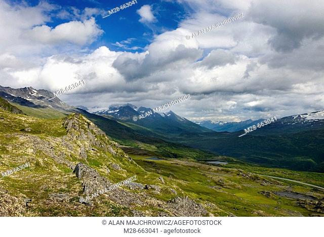 Chugach Mountains near Thompson Pass, Alaska, USA