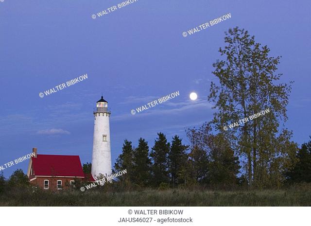Tawas Point Lighthouse, Lake Huron, Tawas Point State Park, Michigan, USA
