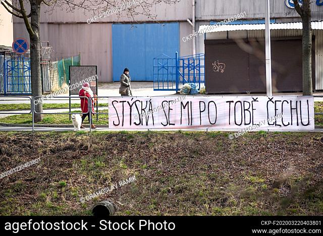 The banners hanged on both banks of the Olza border river, both in polish town Cieszyn and Czech town Cesky Tesin, with text: ""I miss you Czech"" and ""I miss...