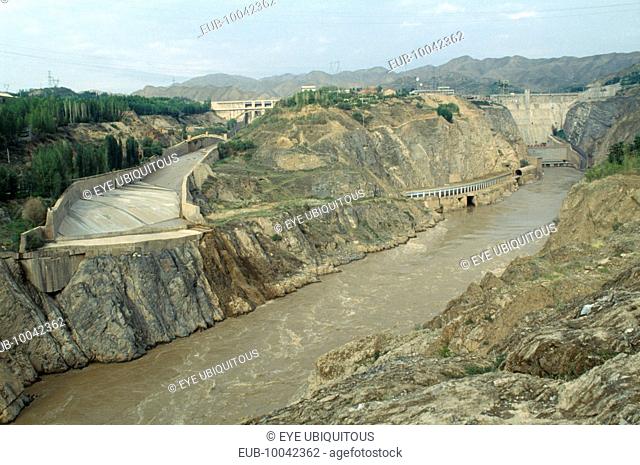 Gorge and Dam on the Yellow River