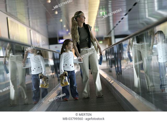 Airport terminal, Rollband, mother,  Daughter, hand in hand,  Series, airport, terminal, conveyor belt, transportation, woman, young, 20-30 years, girls, child