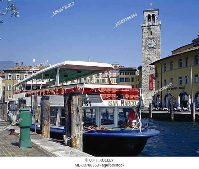 Italy, Lake Garda, Riva, Torre Apponale,  Harbor, Ausflugsschiff,  Europe, North Italy, Lago of di Garda, destination, tourist center, sight, tower, Uhrturm