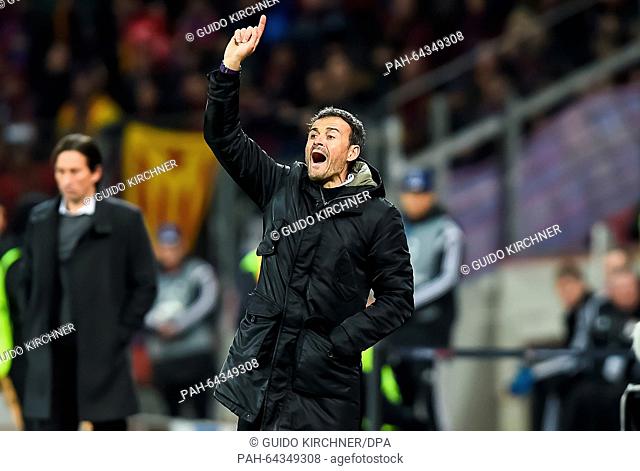 Barcelona's head coach Luis Enrique instructs his players during the UEFA Champions League group E soccer match between Bayer 04 Leverkusen and FC Barcelona in...