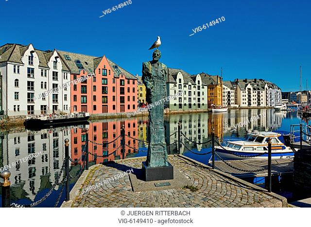 NORWAY, ÅLESUND, 30.06.2018, view of old harbor with historical Art Nouveau buildings, Ålesund, Norway, Europe - Ålesund, Møre og Romsdal, Norway, 30/06/2018