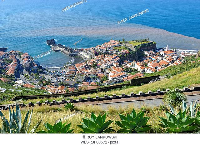 Portugal, Madeira, view of Camara de Lobos, south coast