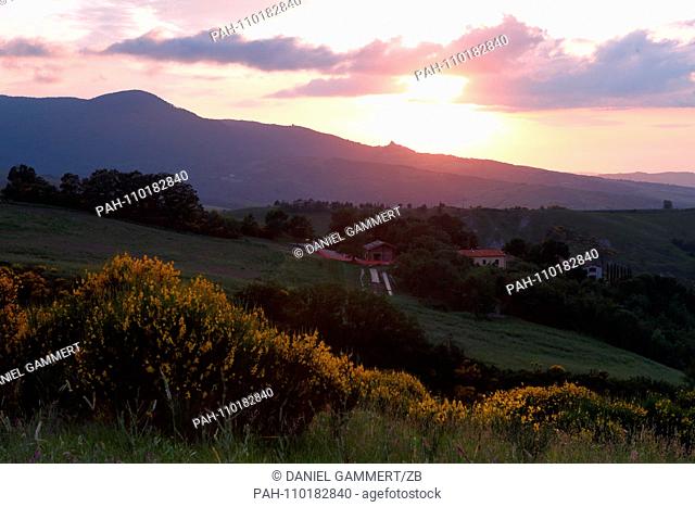 29.06.2018, Italy, Radicofani: View over Tuscany, the mountain is Monte Amiata. At the foot you will find the hot springs of Bagni San Filippo