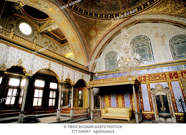 Topkapi Palace, Harem, Emperor's Chamber. Istanbul. Turkey