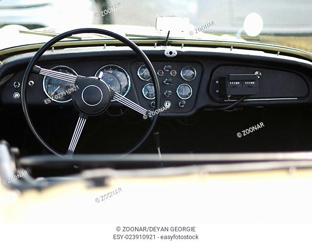 Car steering wheel and dashboard