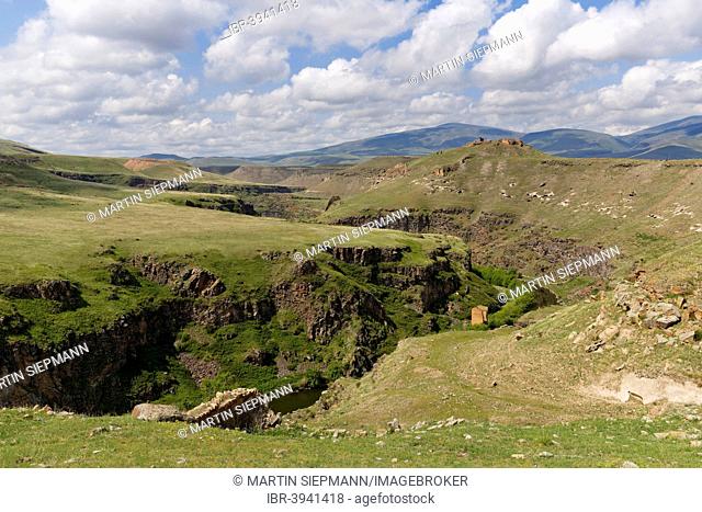 Arpa River or Arpa Çayi, border river to Armenia, right Citadel, former Armenian capital Ani, Kars, Silk Route, Eastern Anatolia Region, Anatolia, Turkey