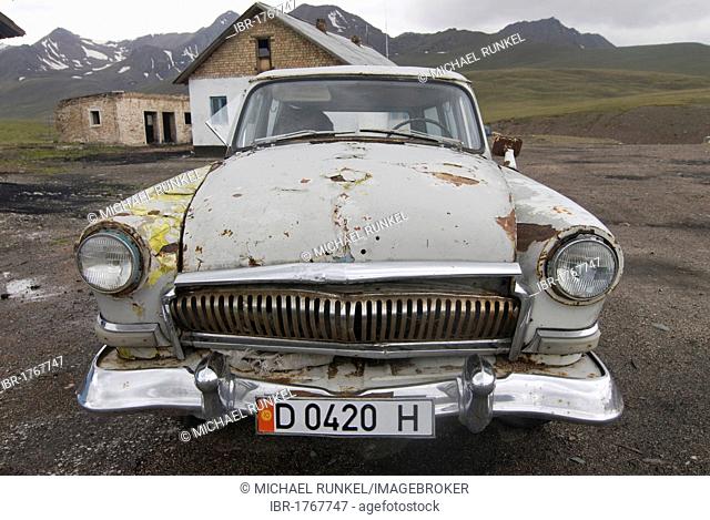 Russian vintage car, Bishkek, Kyrgyzstan, Central Asia