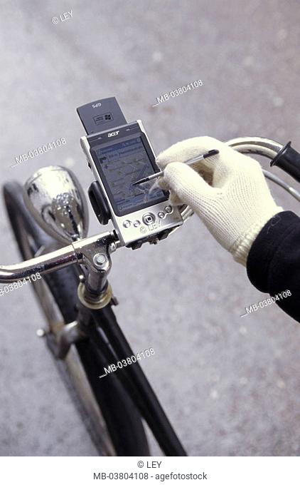 Bicycle, detail, drivers, electronic, Notebook, GPS, Navigationssystem,  Cyclists, hand, Touch Pen, only talks. Bicycle drivers, woman, bicycling, glove