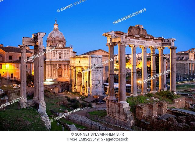 Italy, Lazio, Rome, historical center listed as World Heritage by UNESCO, the Roman Forum and the Arch of Septimius Severus