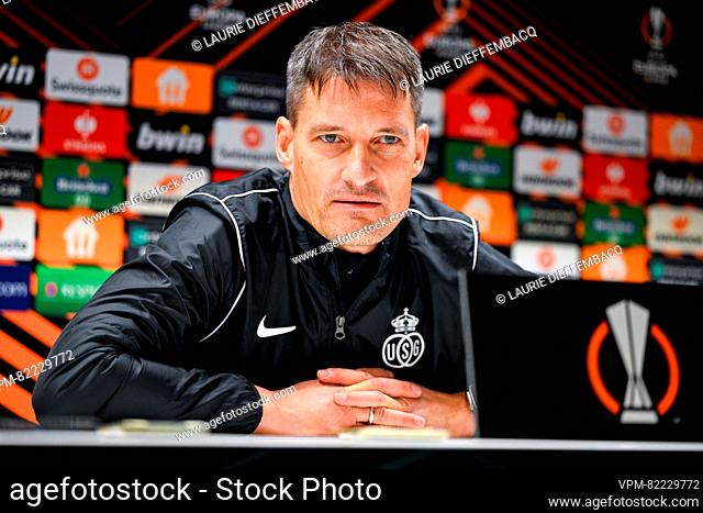 Union's head coach Alexander Blessin pictured during a training session of Belgian soccer team Royale Union Saint Gilloise