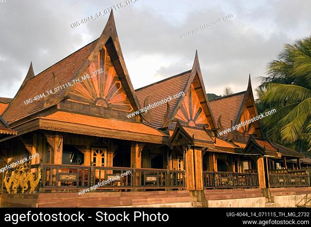 High pitch roof Thai style rooms on Hat Rin Nok Sunrise Beach Ko Pha Ngan Thailand