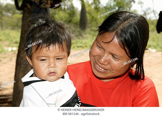 Mother with child, Nivaclé Indians, Jothoisha, Chaco, Paraguay, South America
