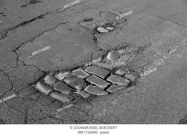 pothole / road damage