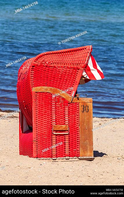 Beach with beach chairs, Niendorf, Timmendorfer Strand, Lübeck Bay, Baltic Sea, Schleswig-Holstein, Germany, Europe