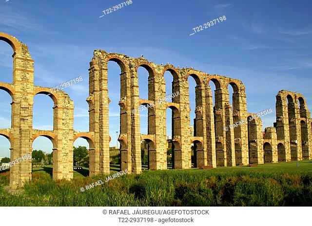 Mérida (Spain). Aqueduct of the Milagros in the city of Mérida